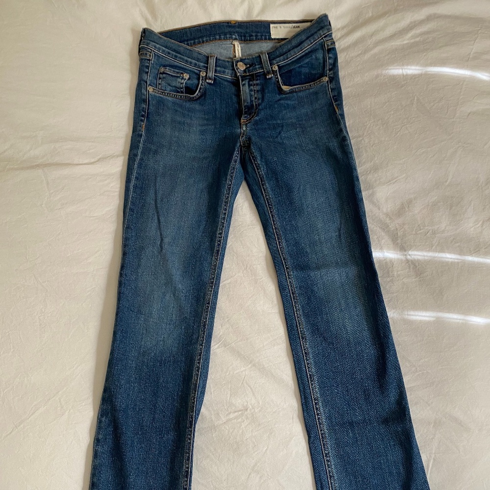 Rag & Bone Jeans Straight Leg Frayed Hem 27